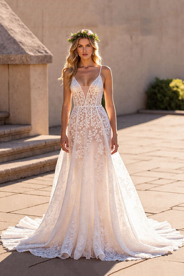 Lace Ivory A Line Spaghetti Straps Wedding Dress